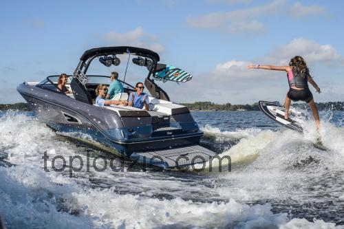 Sea Ray 230 SLX-W opinia i specyfikacje